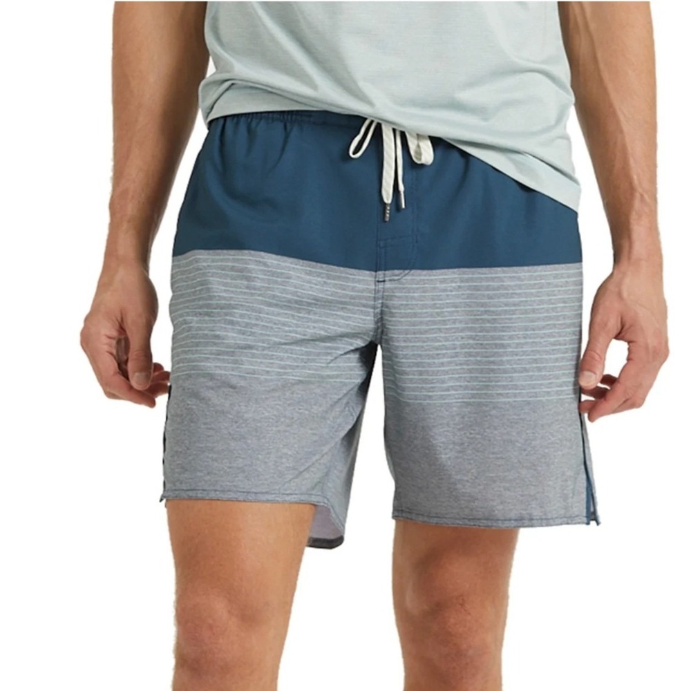 Vuori Mens Trail Shorts XL Gray Stripe Blue Lined Running Gym